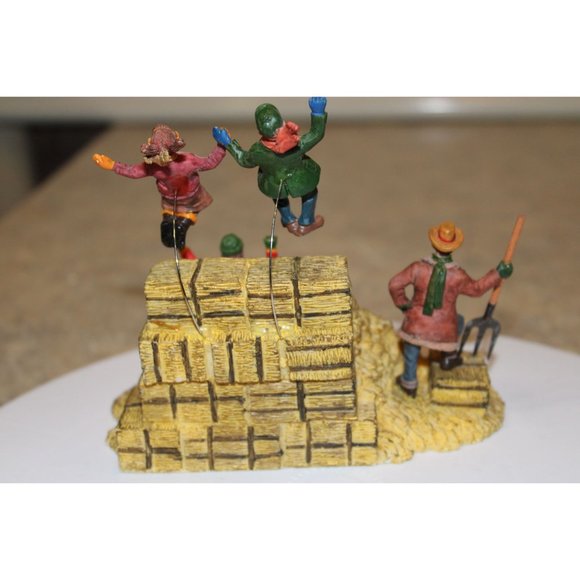 Lemax Village - Haystack Holiday - Picture 3 of 5